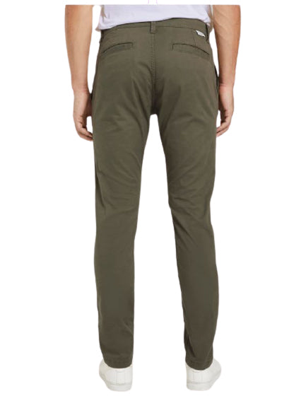 Tom Tailor Herren Travis Slim Chino Hose im Washed-Look