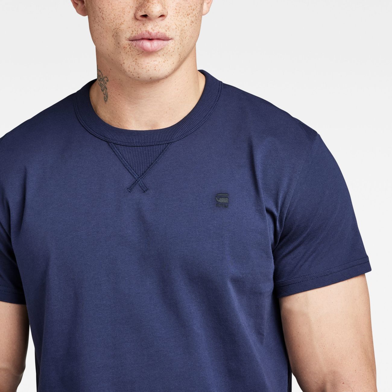 G-STAR RAW DENIM NIFOUS Herren Rundhals T-Shirt R T Herren