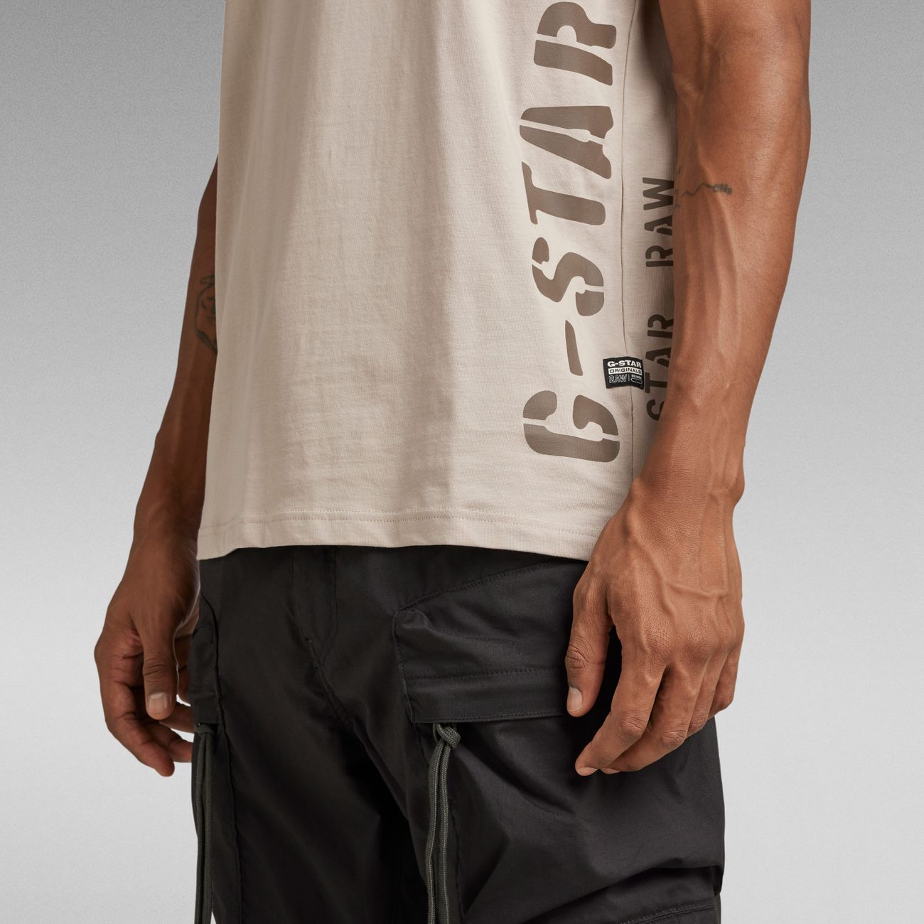 G-STAR RAW DENIM SIDE STENCIL R T Herren T-Shirt - G-Star Raw Denim - SAGATOO - 8720347427705